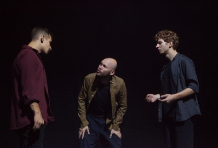 Моня Цацкес – Знаменосец