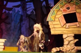 Гуси-Лебеди