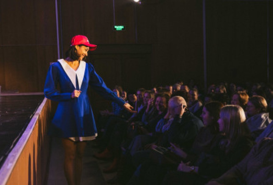 Пила Вино и Хохотала. Белое