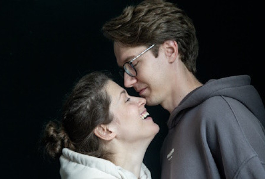 Медовый Месяц в Кукольном Доме