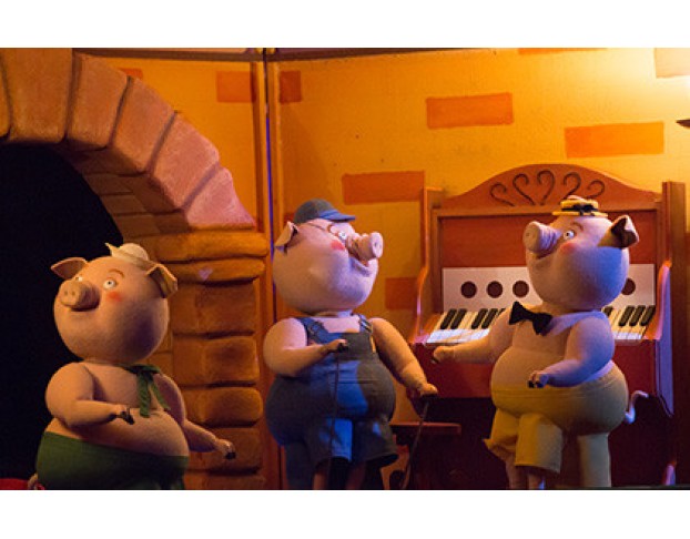 Три Поросёнка