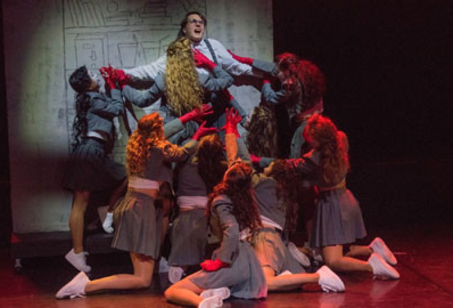 Ужасы в Цветочном Магазине