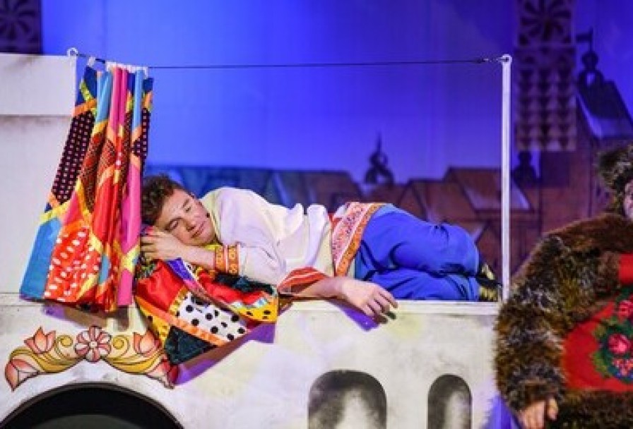 по Щучьему Веленью, или у Емели Новый Год