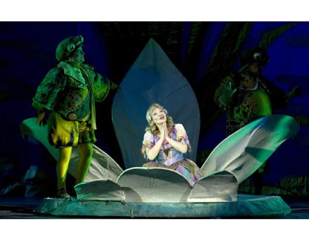 Дюймовочка