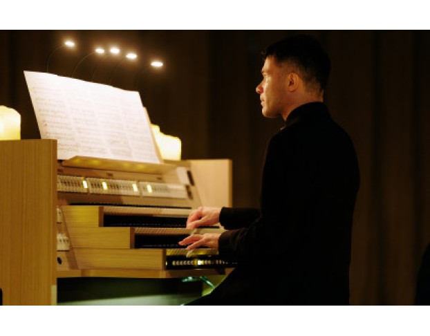 Рок-Хиты на Органе при Свечах