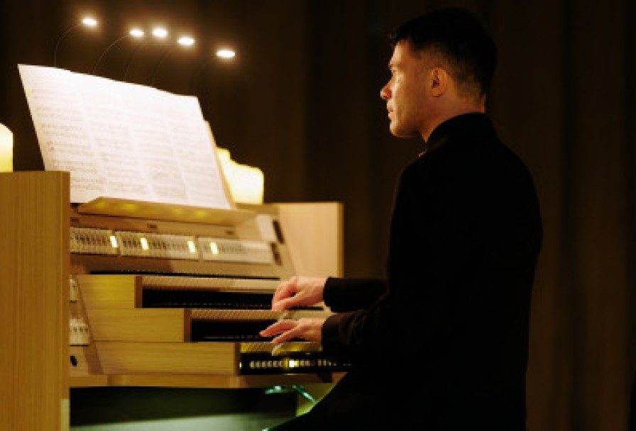 Рок-Хиты на Органе при Свечах