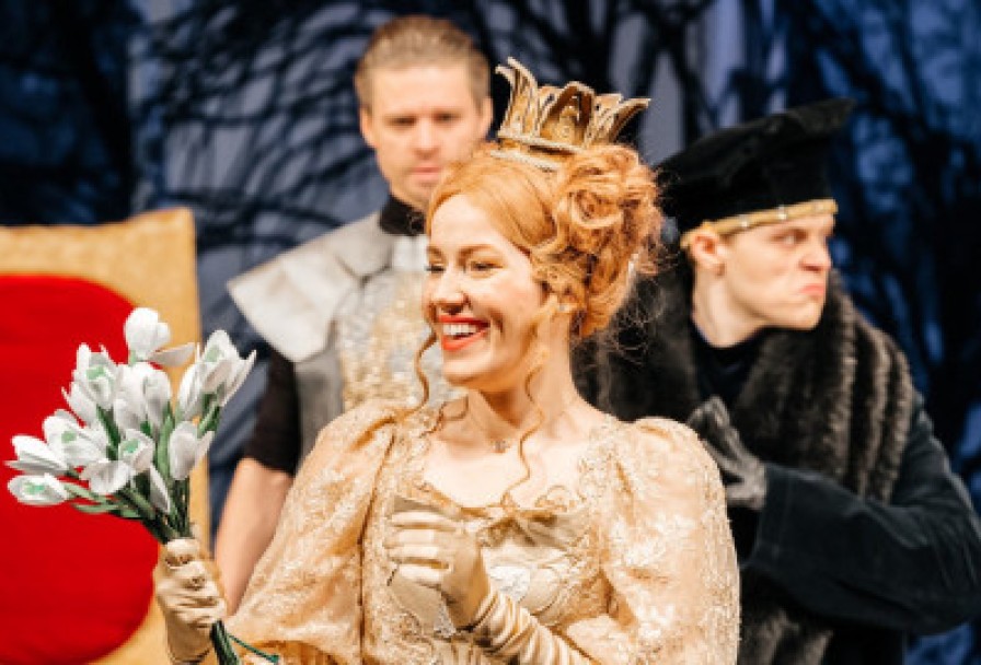 Двенадцать Месяцев