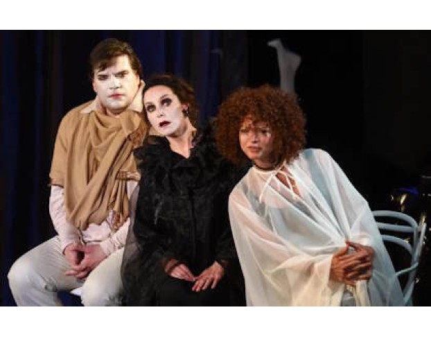 Священные Чудовища