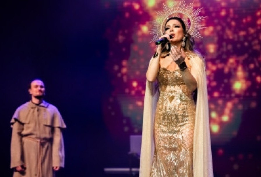 Enigma, Sandra, Gregorian в Шоу Mirror Of Enigma