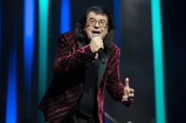 Игорь Корнелюк