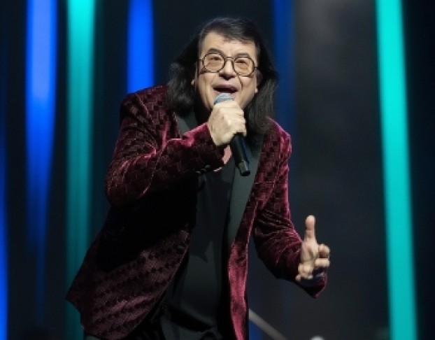 Игорь Корнелюк