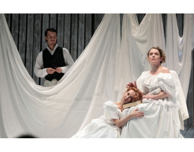 Анна в Тропиках