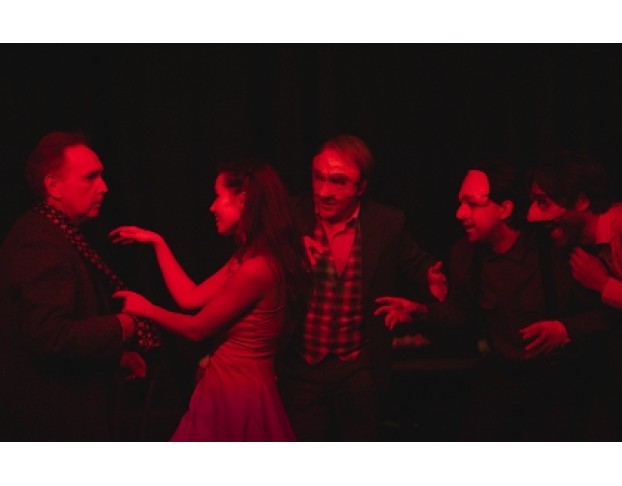 Танго в Темноте