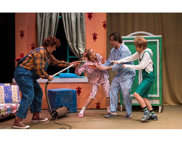 Малыш и Карлсон