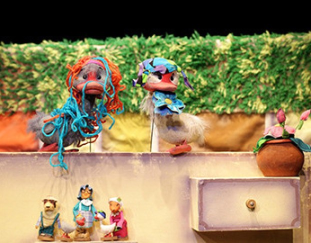 Жили у Бабуси Два Весёлых Гуся