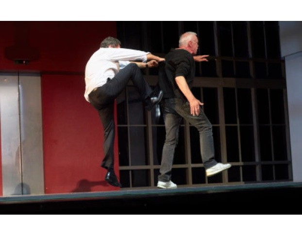 и Вас с Наступающим.