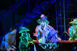 Новогоднее Представление Летучий Корабль