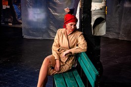 Окна, Улицы, Подворотни