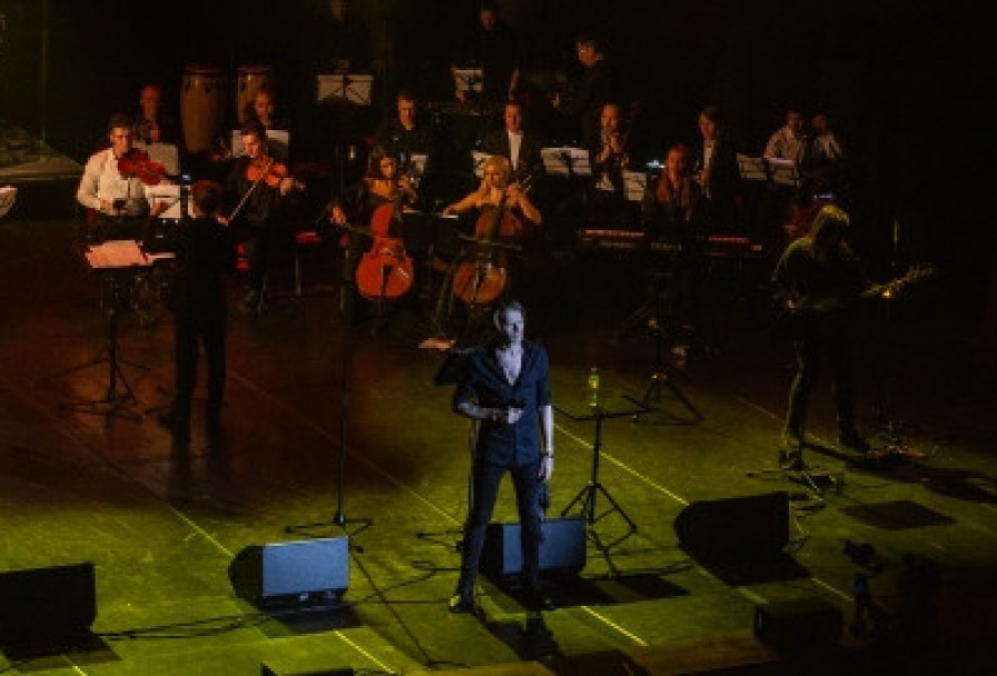 Хиты Sting с Симфоническим Оркестром Desert Rose Symphony