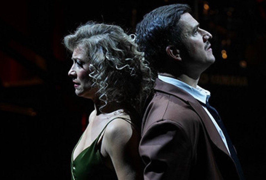 Империя Оперы