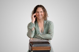 Кучерявый Вечер Александра Бардина