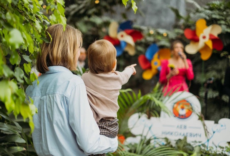 Провожаем Зиму с Музыкой для Малышей и Родителей в Оранжерее