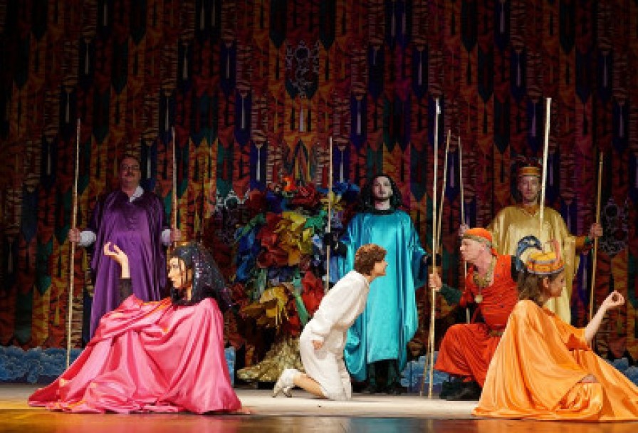 Сказание о Рикки-Тикки-Тави в Девятнадцати Песнях