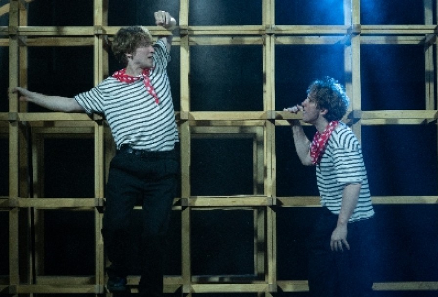 Следующим Номером.