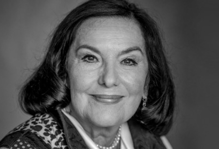 Странная Миссис Сэвидж