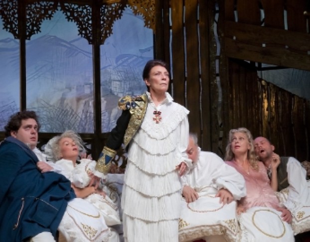 Весёлая Женщина